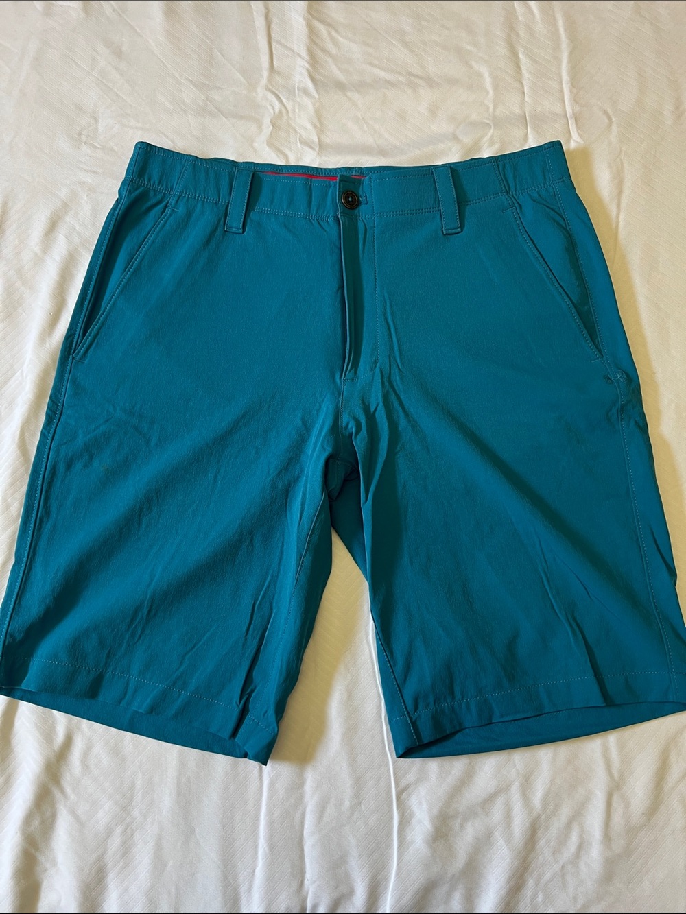 Under Armour Men's Teal Match Play Golf Shorts Size 34. Style 1272862